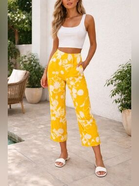 TRINA TURK Yellow West Isle Print Trousers Floral Cropped Pants Size 0